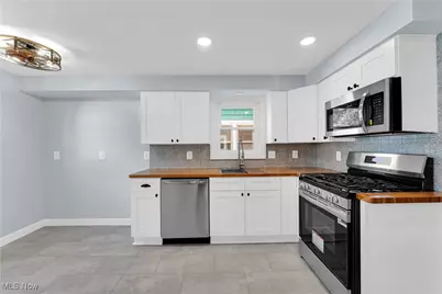 18006 Ponciana Avenue, Loveland, OH 44135 - Photo 8