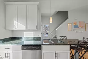 2565 W 9th St, Loveland, OH 44113 - Photo 14