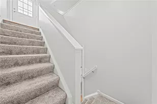 2565 W 9th St, Loveland, OH 44113 - Photo 24