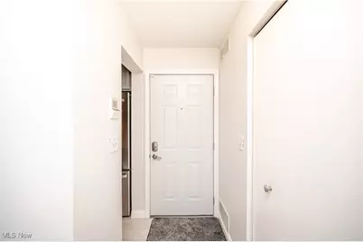 1173 Red Tail Hawk Court #5, Youngstown, OH 44512 - Photo 32