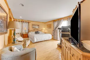 7792 Euclid Chardon Rd, Kirtland, OH 44094 - Photo 8