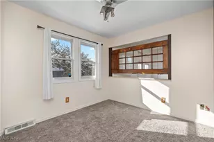 3034 Mabel Ct, Loveland, OH 44113 - Photo 8