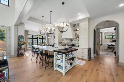 2200 W Comet Road, New Franklin, OH 44216 - Photo 10