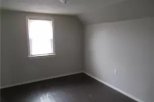 18712 Parkmount Ave, Loveland, OH 44135 - Photo 16