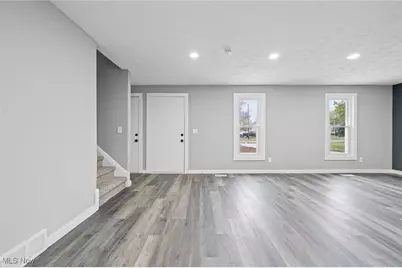 1423 Narragansett Boulevard, Lorain, OH 44053 - Photo 18