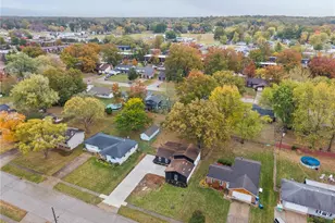 1423 Narragansett Blvd, Lorain, OH 44053 - Photo 48