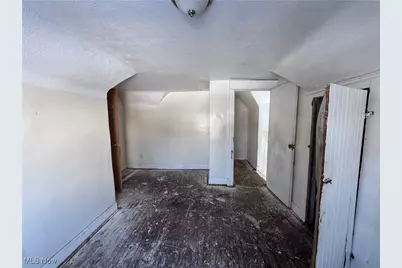 14526 Orinoco Avenue, East Cleveland, OH 44112 - Photo 16