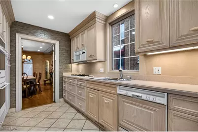 3498 Bainbridge Road, Cleveland Heights, OH 44118 - Photo 16