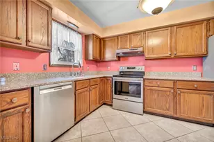 1295 Vantage Way, Streetsboro, OH 44241 - Photo 6