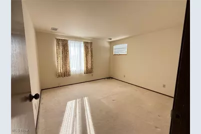 4617 Lexington Drive, Steubenville, OH 43953 - Photo 26