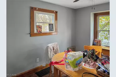 2041 13th Street SW, Akron, OH 44314 - Photo 6