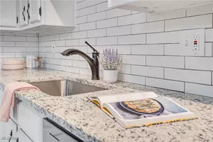 37366 Euclid Ave, Willoughby, OH 44094 - Photo 10