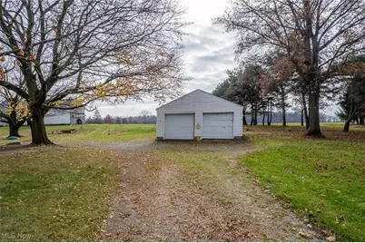 9666 Norwalk Road, Litchfield, OH 44253 - Photo 30