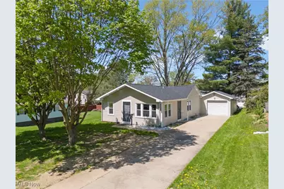 1515 39th Street NW, Canton, OH 44709 - Photo 4