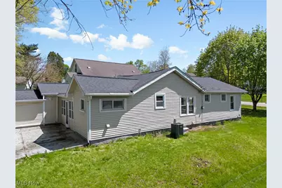 1515 39th Street NW, Canton, OH 44709 - Photo 8