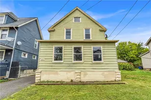 2079 W 105th St, Loveland, OH 44102 - Photo 2