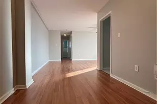 11720 Edgewater Dr, Oakwood, OH 44107 - Photo 2