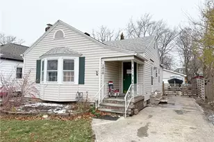 1012 W 29th St, Lorain, OH 44052 - Photo 2