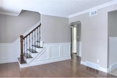 18618 Homeway Avenue, Loveland, OH 44135 - Photo 2