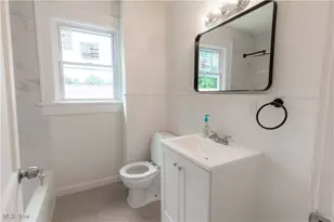 320 Wildwood Ave, Akron, OH 44320 - Photo 14