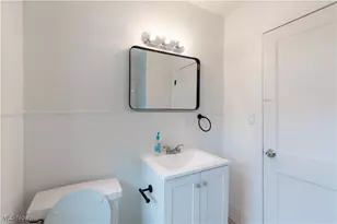 320 Wildwood Ave, Akron, OH 44320 - Photo 16