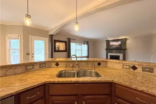 4059 Knollbrook Dr, Norton, OH 44203 - Photo 8