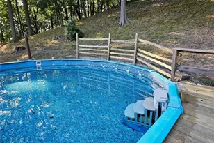 885 Sheridan Rd, Coshocton, OH 43812 - Photo 28