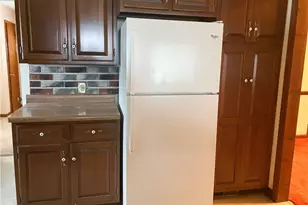 193 Renee Dr, Struthers, OH 44471 - Photo 6