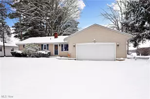3686 S Sunnyfield Dr, Akron, OH 44321 - Photo 30