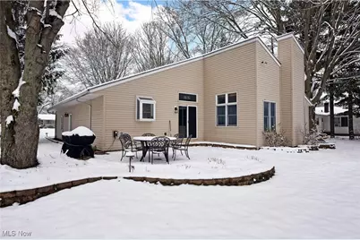 3686 S Sunnyfield Drive, Akron, OH 44321 - Photo 32