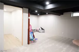 425 S Hametown Rd, Copley, OH 44321 - Photo 38