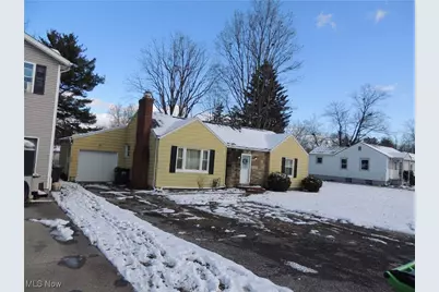 1203 Meadowbrook Boulevard, Stow, OH 44224 - Photo 2