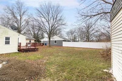 5212 Langfitt Street, Vermilion, OH 44089 - Photo 24