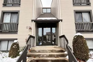 6260 Greenwood, Sagamore Hills, OH 44067 - Photo 2