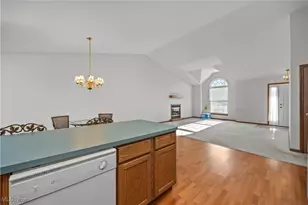 38254 Misty Meadow Trail, North Ridgeville, OH 44039 - Photo 14