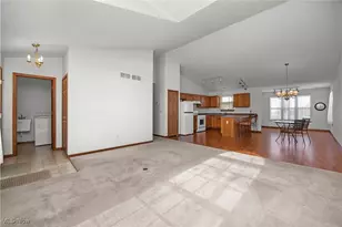 38254 Misty Meadow Trail, North Ridgeville, OH 44039 - Photo 8