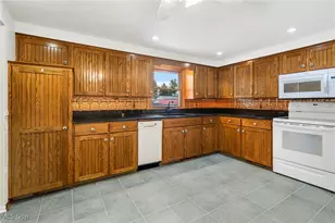 327 39th St SW, Canton, OH 44706 - Photo 20