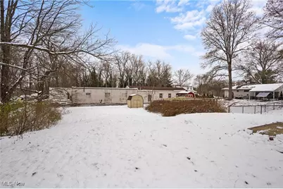 2218 Lee Drive, Akron, OH 44306 - Photo 34