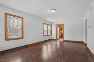 2218 Lee Dr, Akron, OH 44306 - Photo 4