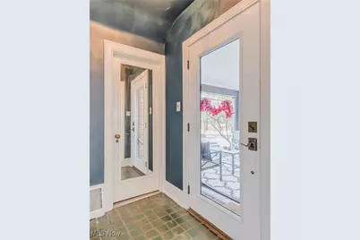 159 Storer Avenue, Akron, OH 44302 - Photo 6