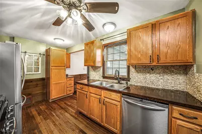 223 Madison Avenue, Cuyahoga Falls, OH 44221 - Photo 6