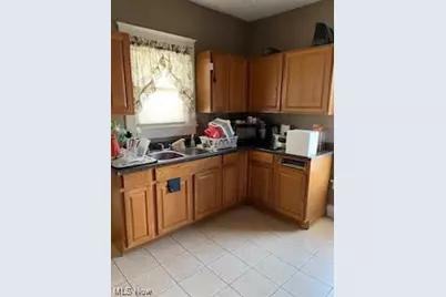 212 S Schenley Avenue, Youngstown, OH 44509 - Photo 8