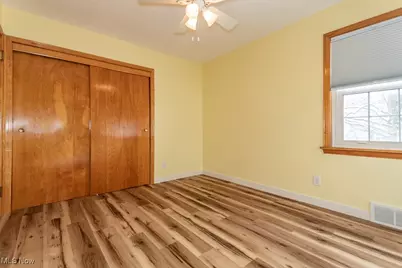 38241 Roselawn Avenue, Willoughby, OH 44094 - Photo 12