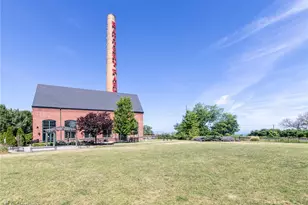 1346 W 73rd St, Loveland, OH 44102 - Photo 30