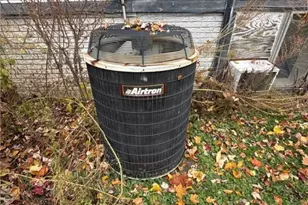 7090 Euclid Chardon Rd, Kirtland, OH 44094 - Photo 24