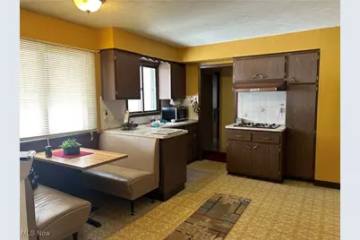 22506 Sharon Lane, Loveland, OH 44126 - Photo 6