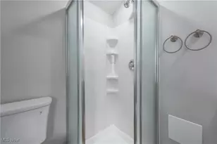 218 Roxboro Rd, Vermilion, OH 44089 - Photo 34