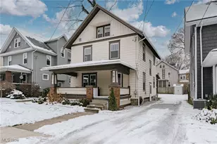 162 Portage Dr, Akron, OH 44303 - Photo 2