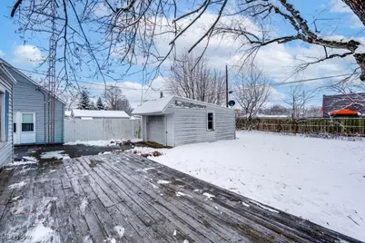 1042 Hartshorn Street, Alliance, OH 44601 - Photo 32