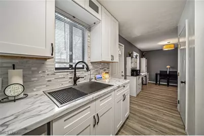 13400 S Woodland Road, Loveland, OH 44120 - Photo 16